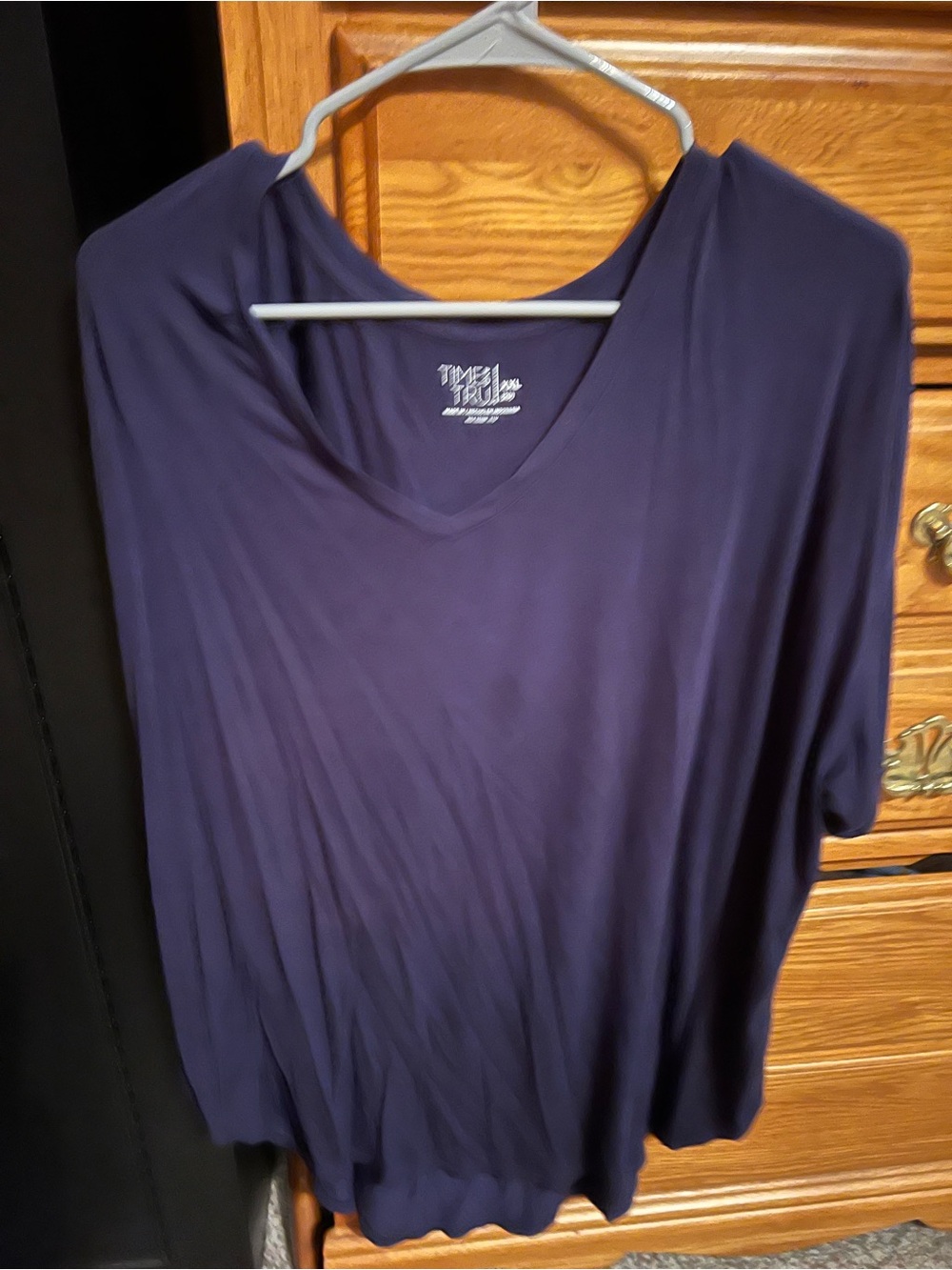 Time and Tru Navy V-Neck Short Sleeve Tee